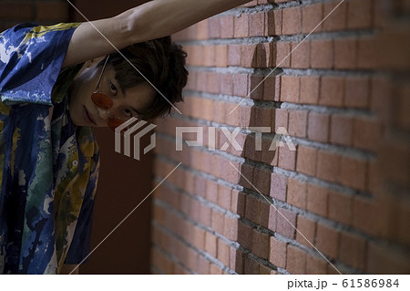 20代 男 男性 61586984