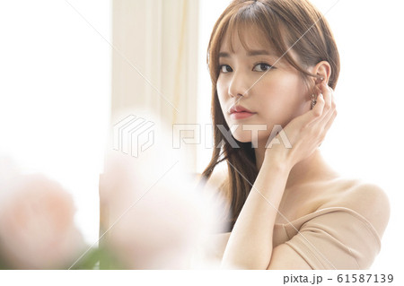 人物 ポートレート 女性 61587139