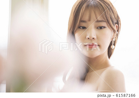 人物 ポートレート 女性 61587166