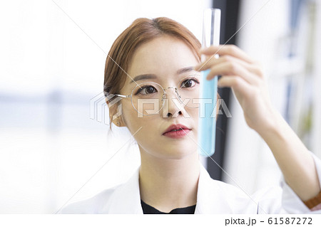 女性 女 女の子 61587272