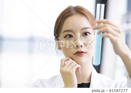 女性 女 女の子 61587277