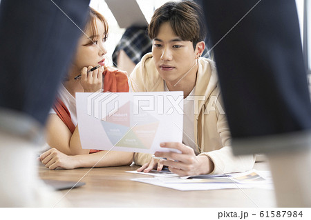 女性 女 女の子 61587984