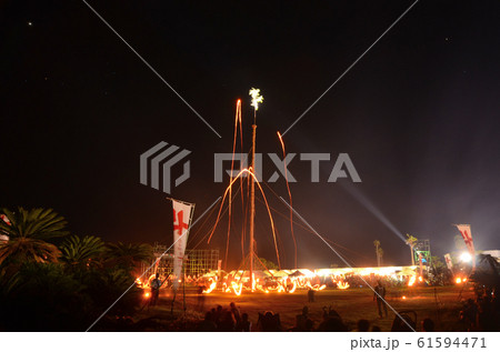 都井岬の火祭り 61594471
