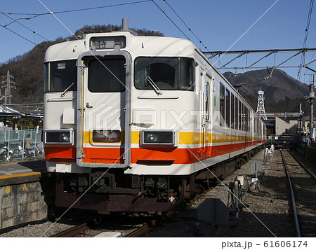 富士急行で活躍した167系「パノラマエクスプレス・アルプス」 61606174