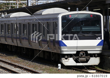 黒磯駅に停車中の東北本線E531系3000番台(未更新車) 黒磯駅に停車中の東北本線E531系3000番台(未更新車) 61607019
