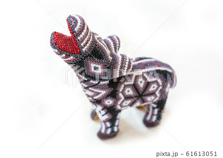 Traditional huichol zebra bead ornament figures Traditional huichol zebra bead ornament figures 61613051