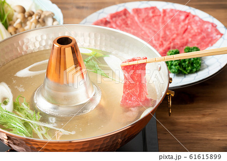 牛肉のしゃぶしゃぶ 牛肉のしゃぶしゃぶ 61615899