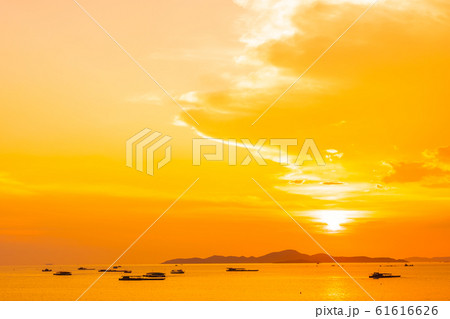 Beautiful landscape of sea ocean around Pattaya city in Thailand at sunset time 61616626