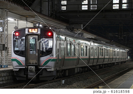 郡山駅に停車中の東北本線E721系1000番台(福島地区:新白河⇔白石) 郡山駅に停車中の東北本線E721系1000番台(福島地区:新白河⇔白石) 61618598