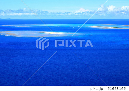 ナガンヌ島と慶良間諸島　空撮 61623166