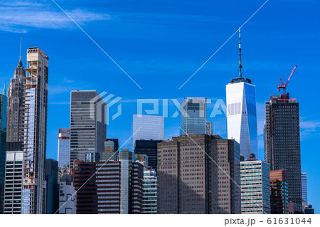 《ニューヨーク》マンハッタンの摩天楼・ブルックリンブリッジパークの眺め 《ニューヨーク》マンハッタンの摩天楼・ブルックリンブリッジパークの眺め 61631044