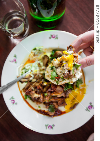 Turkey shawarma. The cuisine of Tel Aviv. 61637728