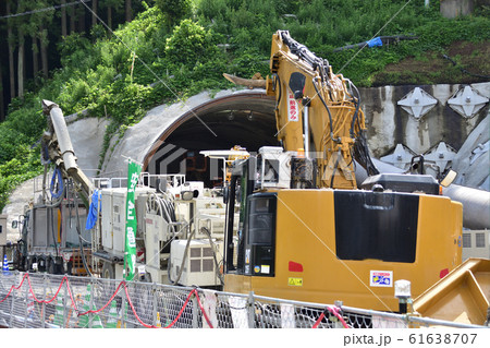 トンネル工事現場 トンネル工事現場 61638707