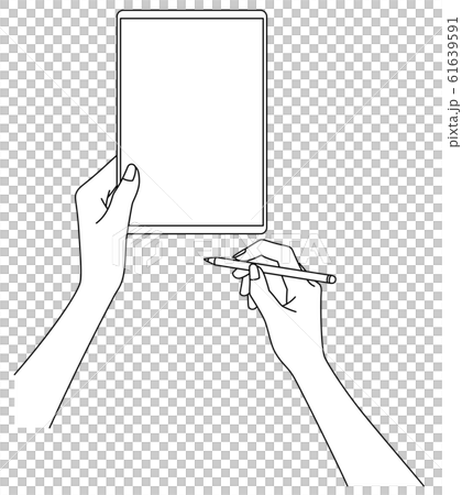 スタイラスペンとタブレットを持つ女性の手元 61639591