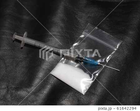 ドラッグ 61642294