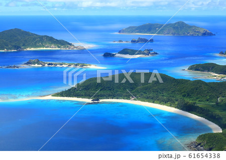 座間味島と慶良間諸島 空撮 座間味島と慶良間諸島 空撮 61654338