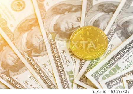 Physical version of bitcoin with one hundred Physical version of bitcoin with one hundred 61655387