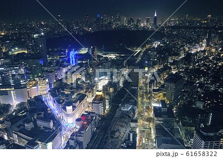 光の美しい東京 新しい渋谷の街の夜景 光の美しい東京 新しい渋谷の街の夜景 61658322