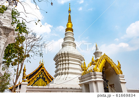 Wat Phra That Doi Phra Chan on a mountain in Mae Tha District Wat Phra That Doi Phra Chan on a mountain in Mae Tha District 61669834