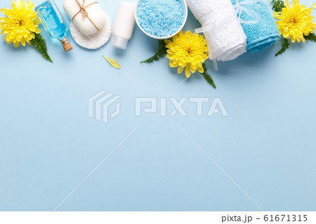 Spa and wellness setting 61671315