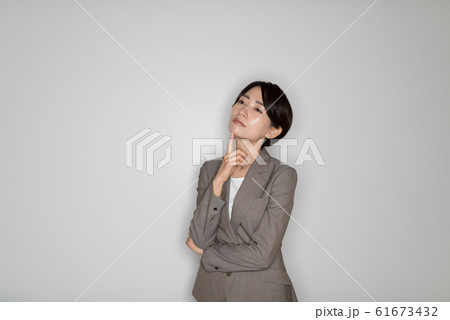 ビジネスウーマン 61673432