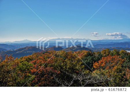 紅葉の多峯主山　山頂からの風景 61676872