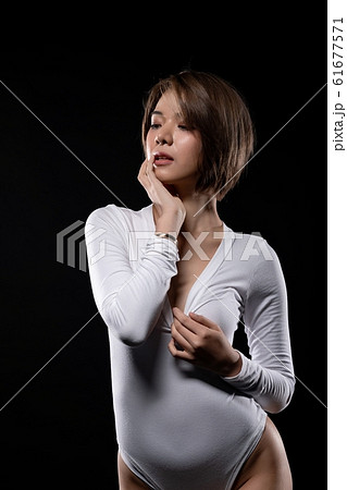 Sexy asian girl model, woman body contour, Sexy asian girl model, woman body contour, 61677571