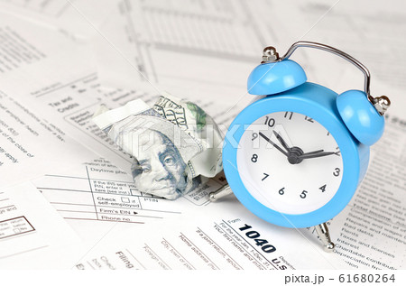 1040 Individual income tax return form with blue 1040 Individual income tax return form with blue 61680264