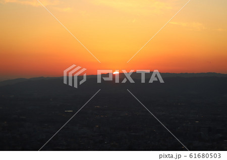 若草山からの夕日 61680503