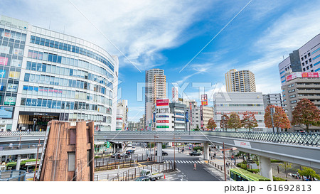 埼玉県川口市　川口駅東口前の風景 61692813