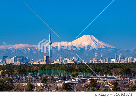 東京都 富士山とスカイツリー 東京都市風景の写真素材