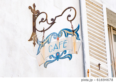 カフェの看板 パリの写真素材 [61694678] - PIXTA