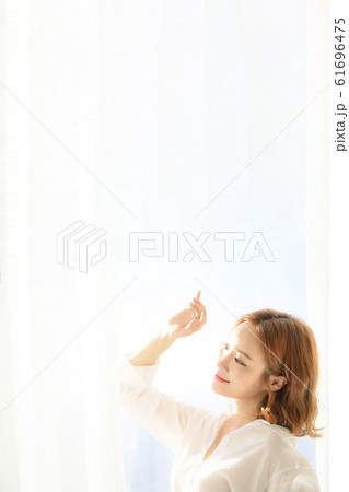 一人 1人 一人で 61696475