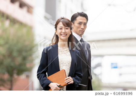 company employee company employee 61699396