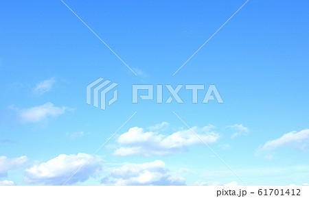 背景素材　空　虹色　テクスチャー 61701412