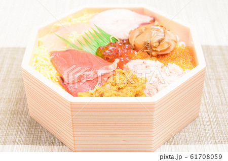 おいしい海鮮弁当 61708059