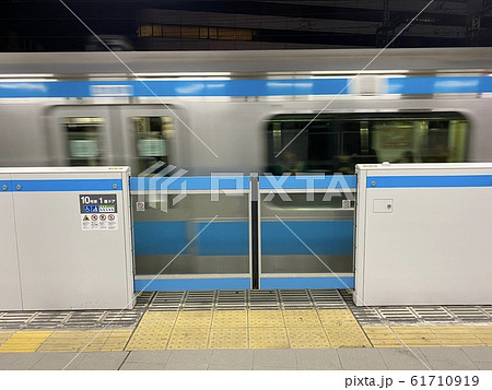 京浜東北線の最終電車 京浜東北線の最終電車 61710919