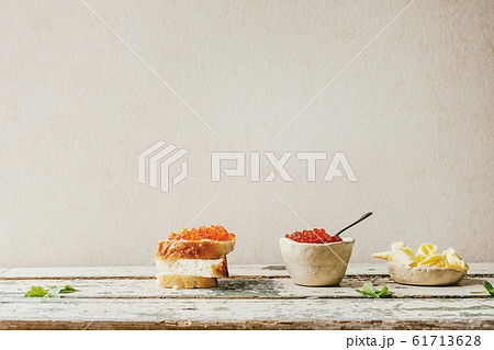 Red caviar with bread and butter 61713628