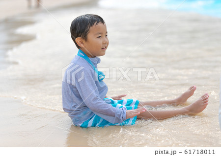 6 years old 6 years old 61718011