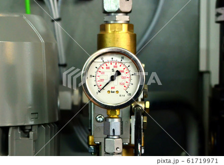 Round mechanical pressure gauges 61719971