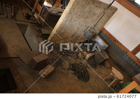鍛冶屋 鍛冶屋 61724077