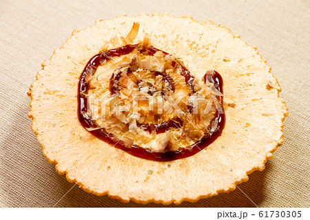 えびせんべいアレンジ･ソースと鰹節。 61730305