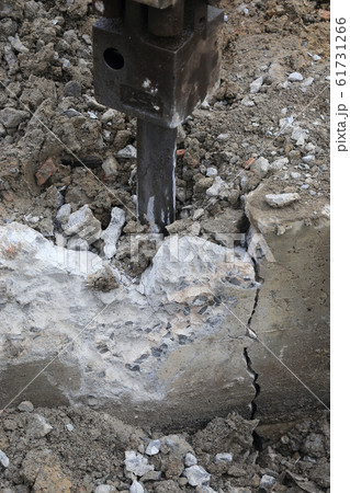 削岩機（重機） 61731266