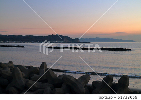 大佐和海岸から望む磯根崎(富津市) 大佐和海岸から望む磯根崎(富津市) 61733059