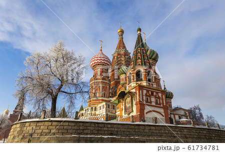 Saint Basil cathedral ( Temple of Basil the Blessed) and Christmas (New Year holidays) decoration, Red Square, Moscow, Russia 61734781