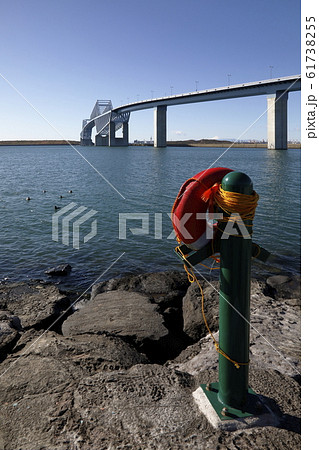 若洲海浜公園の救命浮輪 61738255