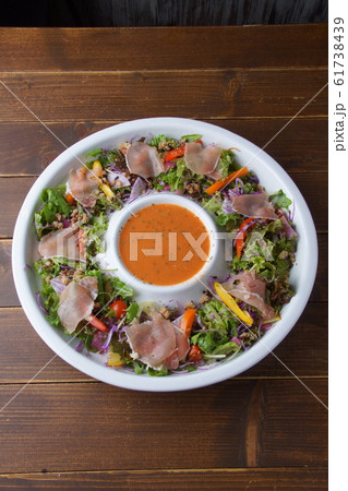 生ハムサラダ 61738439