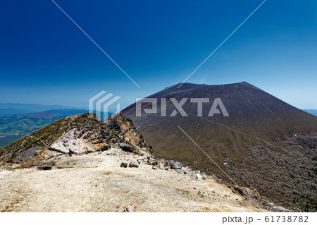 外輪山から見る浅間山 外輪山から見る浅間山 61738782