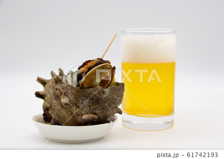 サザエのつぼ焼き 61742193