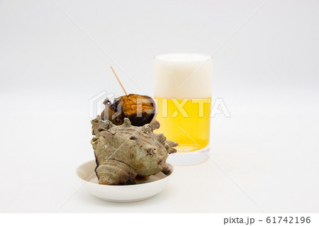 サザエのつぼ焼き 61742196